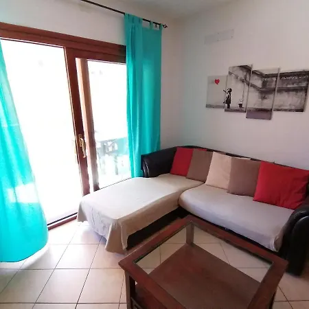 Residenza Gallura 아파트 *