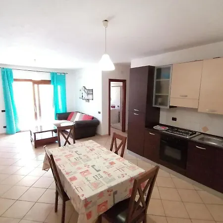 Residenza Gallura 아파트 *